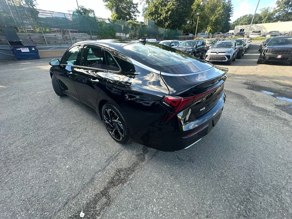 Used 2025 Black Kia GT-Line image 4