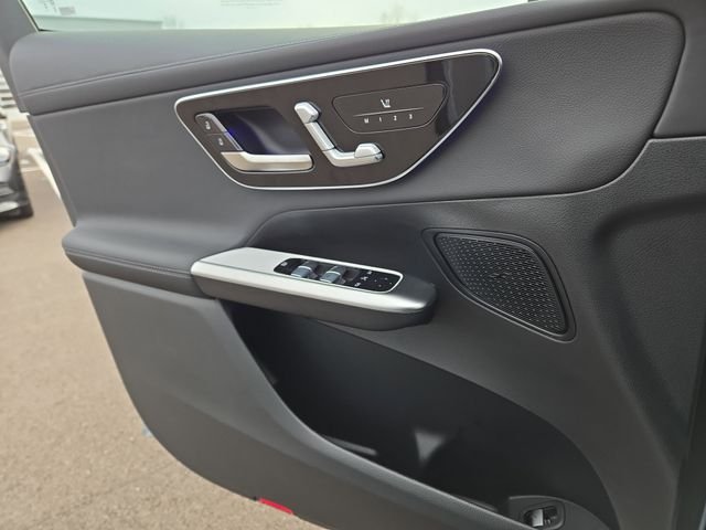 New 2026 Cirrus Silver Metallic Mercedes-Benz GLC300 image 19