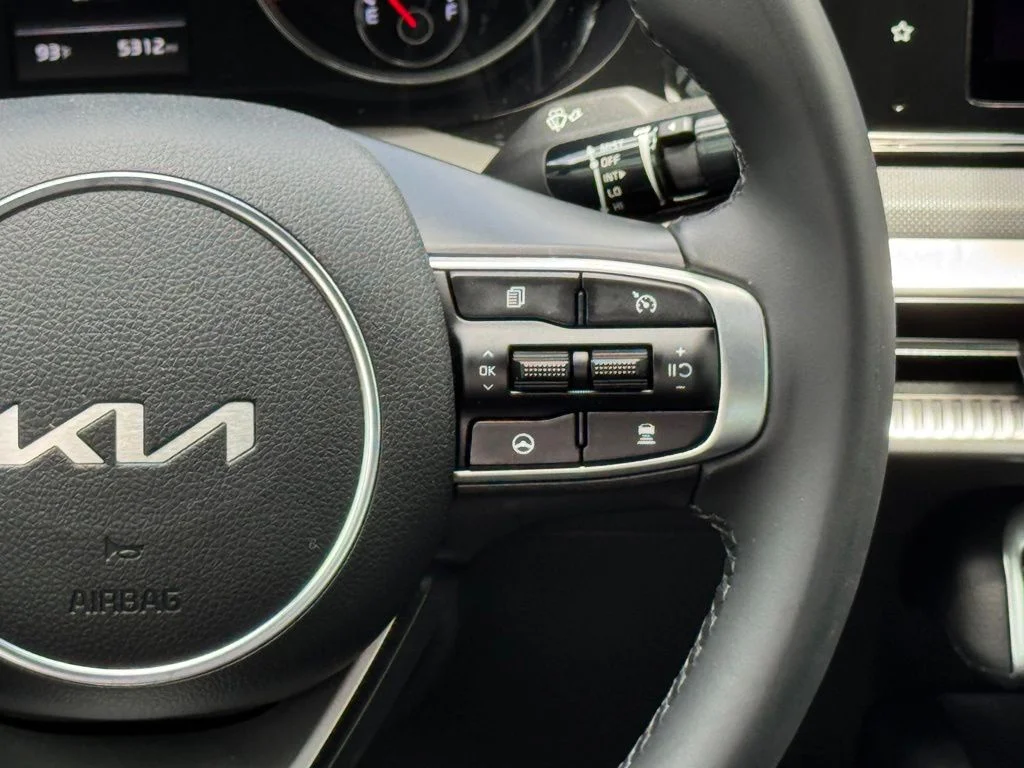 Used 2022 Blue Kia GT-Line image 27