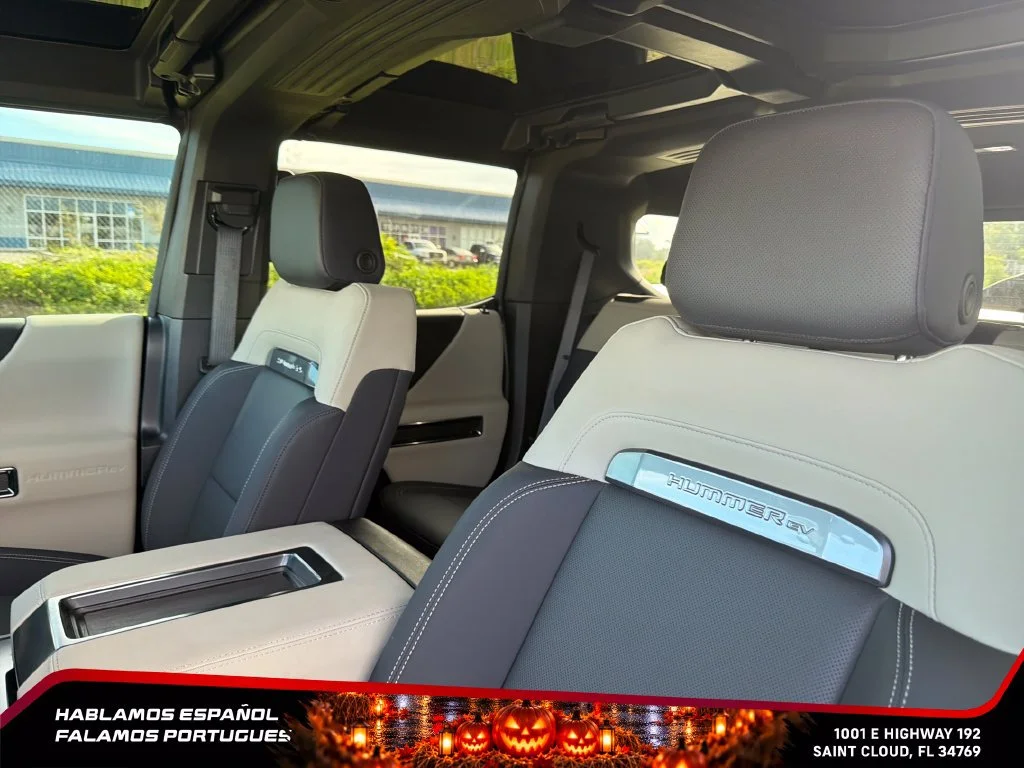 Used 2026 Void Black GMC 2X image 24