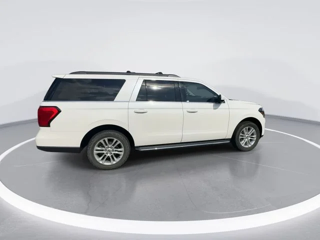 Used 2023 White Ford XLT image 7