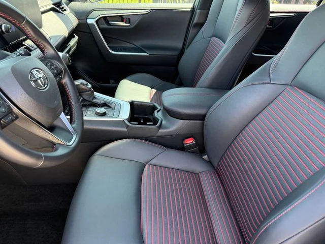 Certified Used 2025 MID BLK/WIND CHILL Toyota XSE image 11