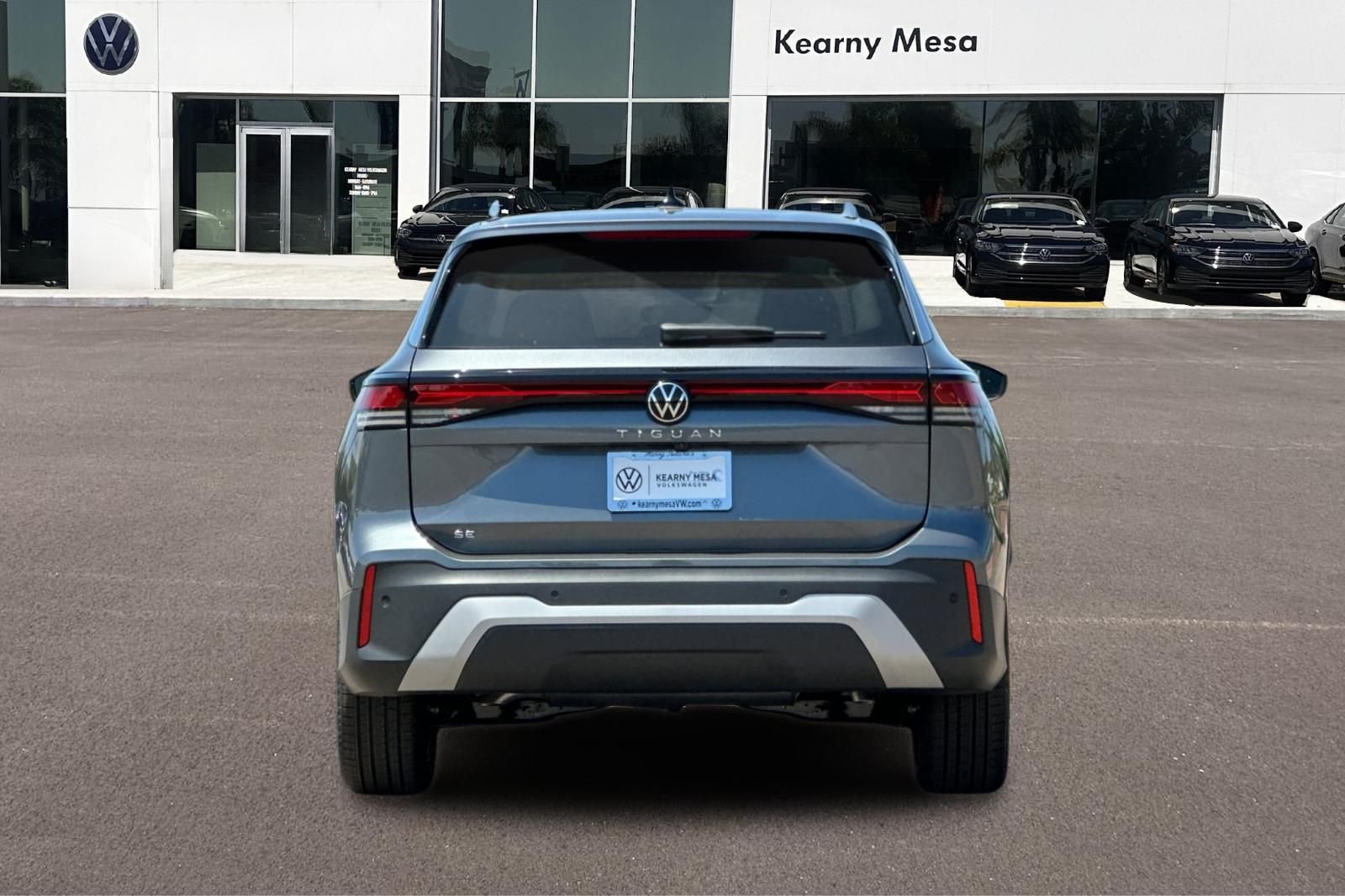 New 2026 Platinum Gray Metallic Volkswagen 2.0T SE image 5