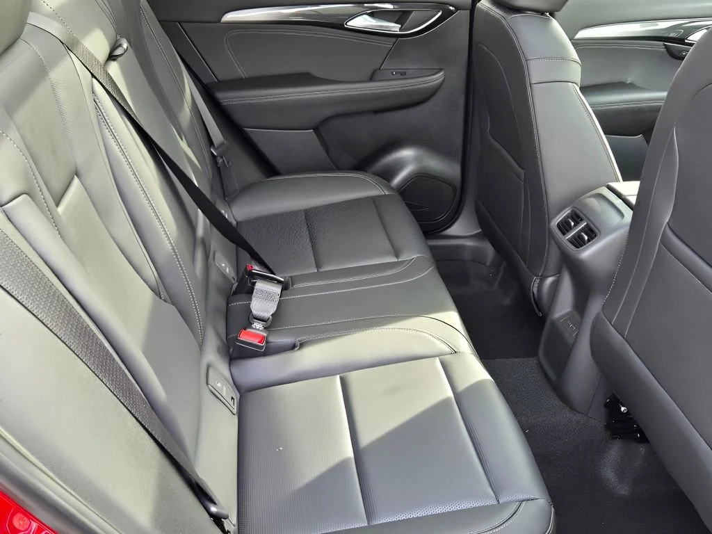 2025 Buick Envision Preferred - Photo 7