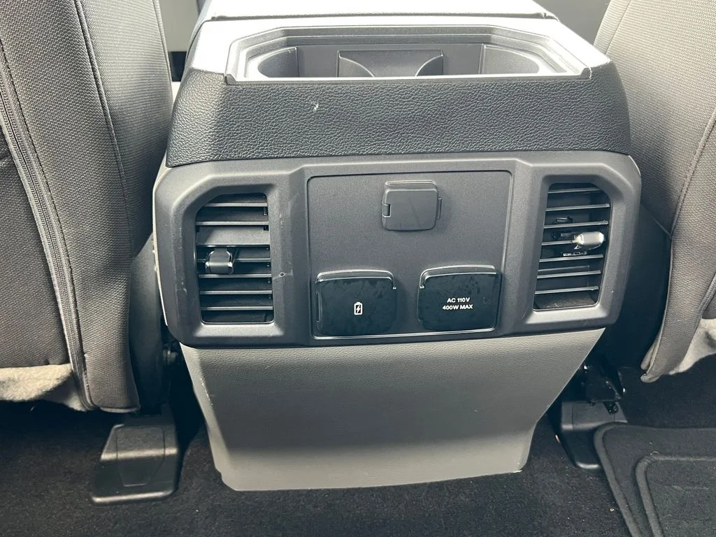 Used 2019 Black Ford XLT image 34