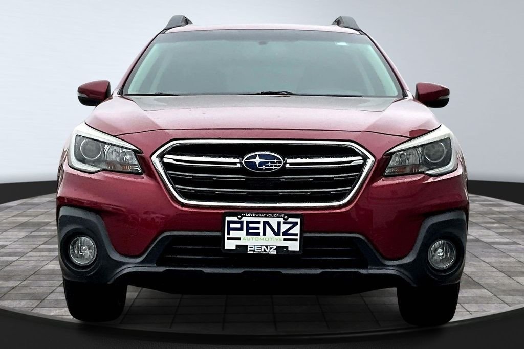 Used 2018 Subaru Outback Limited with VIN 4S4BSAKC2J3362228 for sale in Rochester, Minnesota