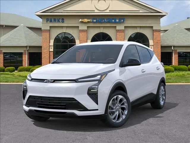 2027 Chevrolet Bolt LT - Photo 7