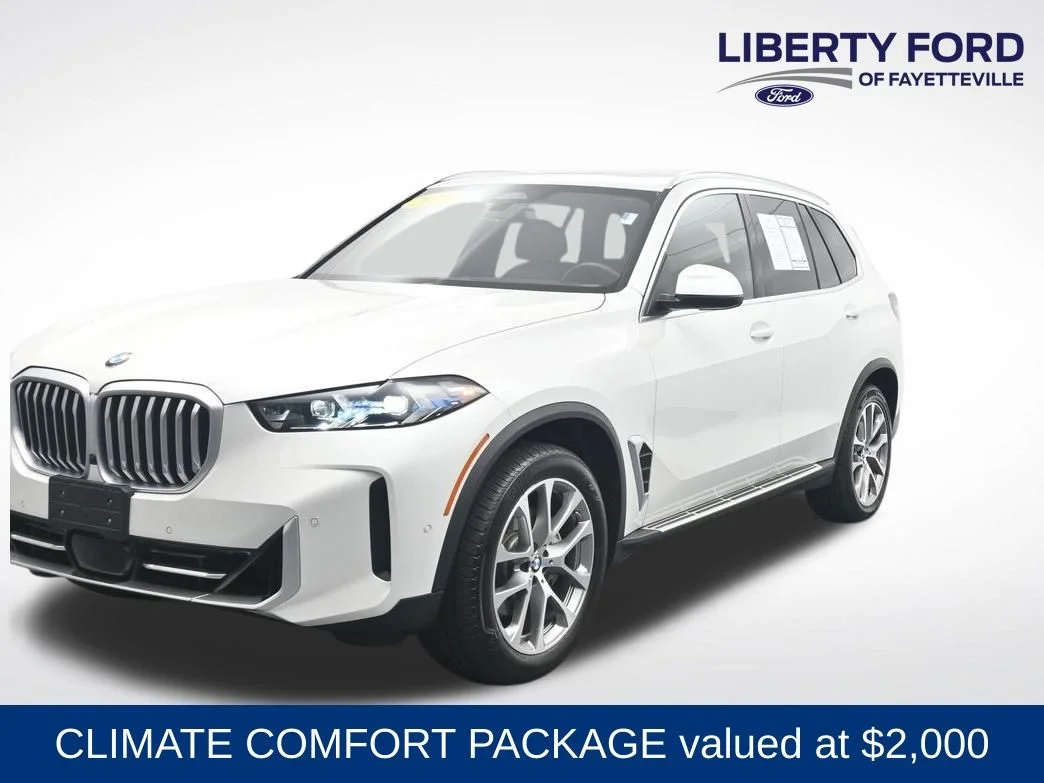 Certified Used 2025 White Metallic BMW xDrive40i image 1