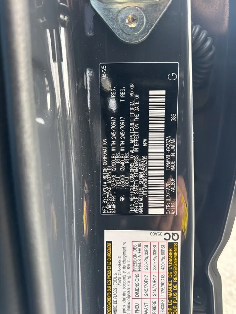 Used 2025  Toyota SR5 image 34