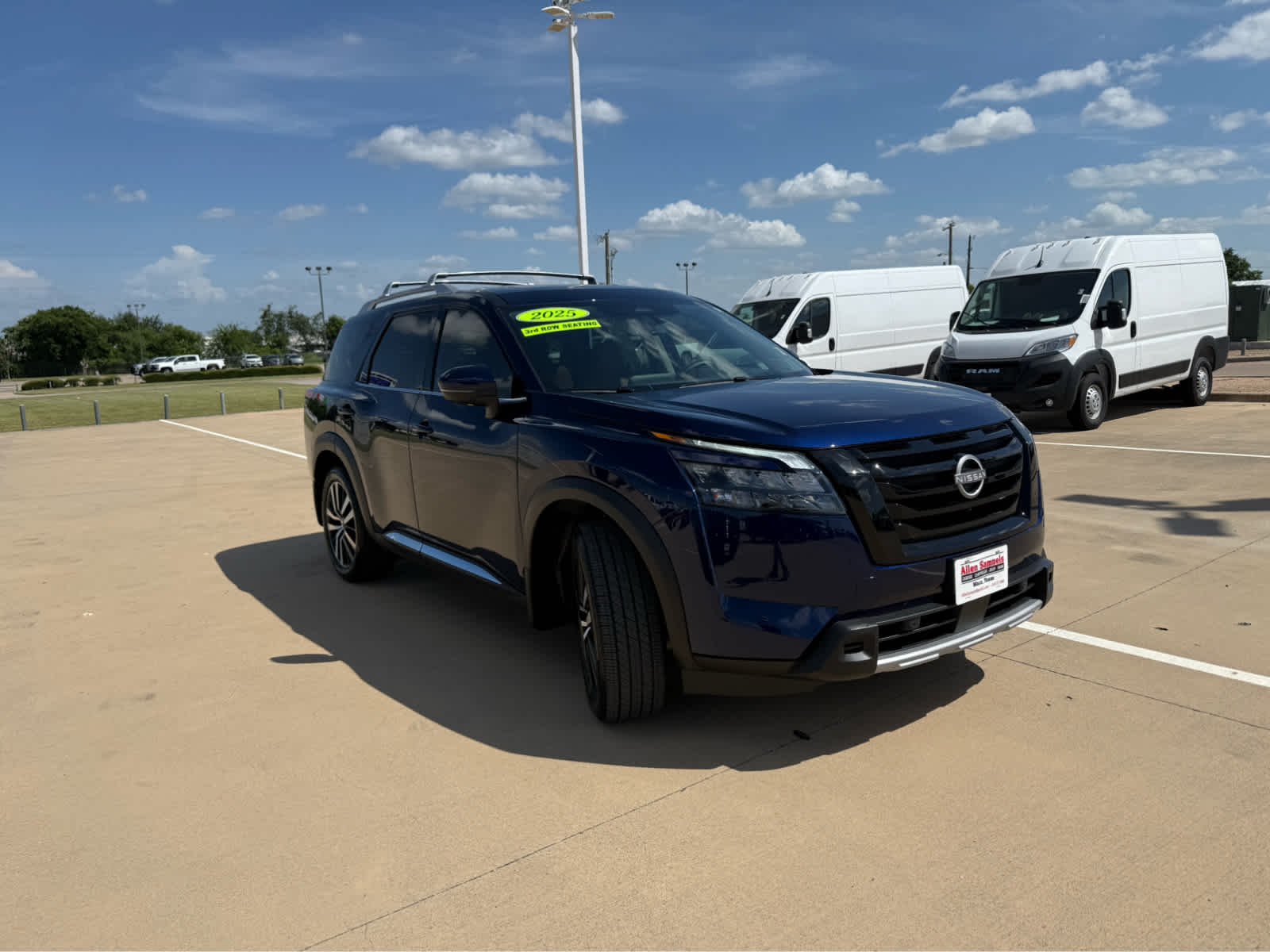 Used 2025 Deep Ocean Blue Pearl Nissan Platinum image 6