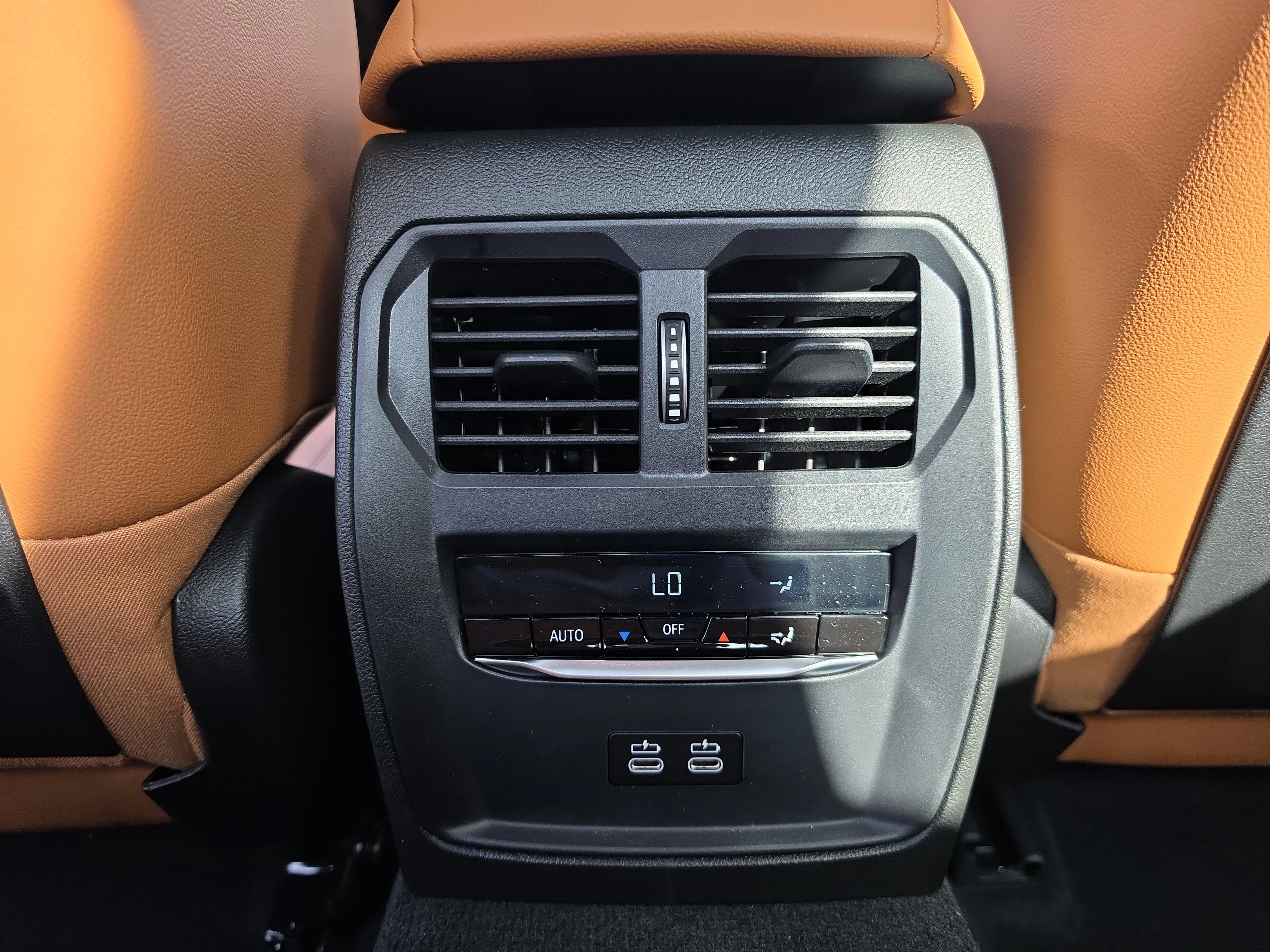 Used 2026 Skyscraper Grey Metallic BMW 330i NA xDrive image 19