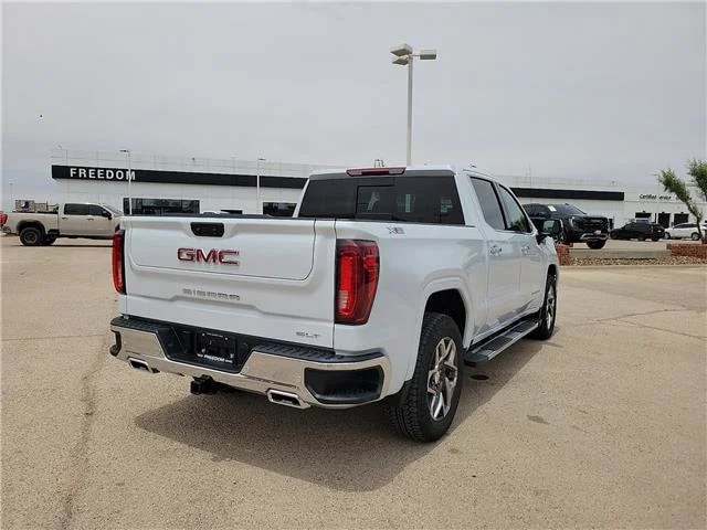 New 2026 Glacier White Tricoat GMC SLT image 5