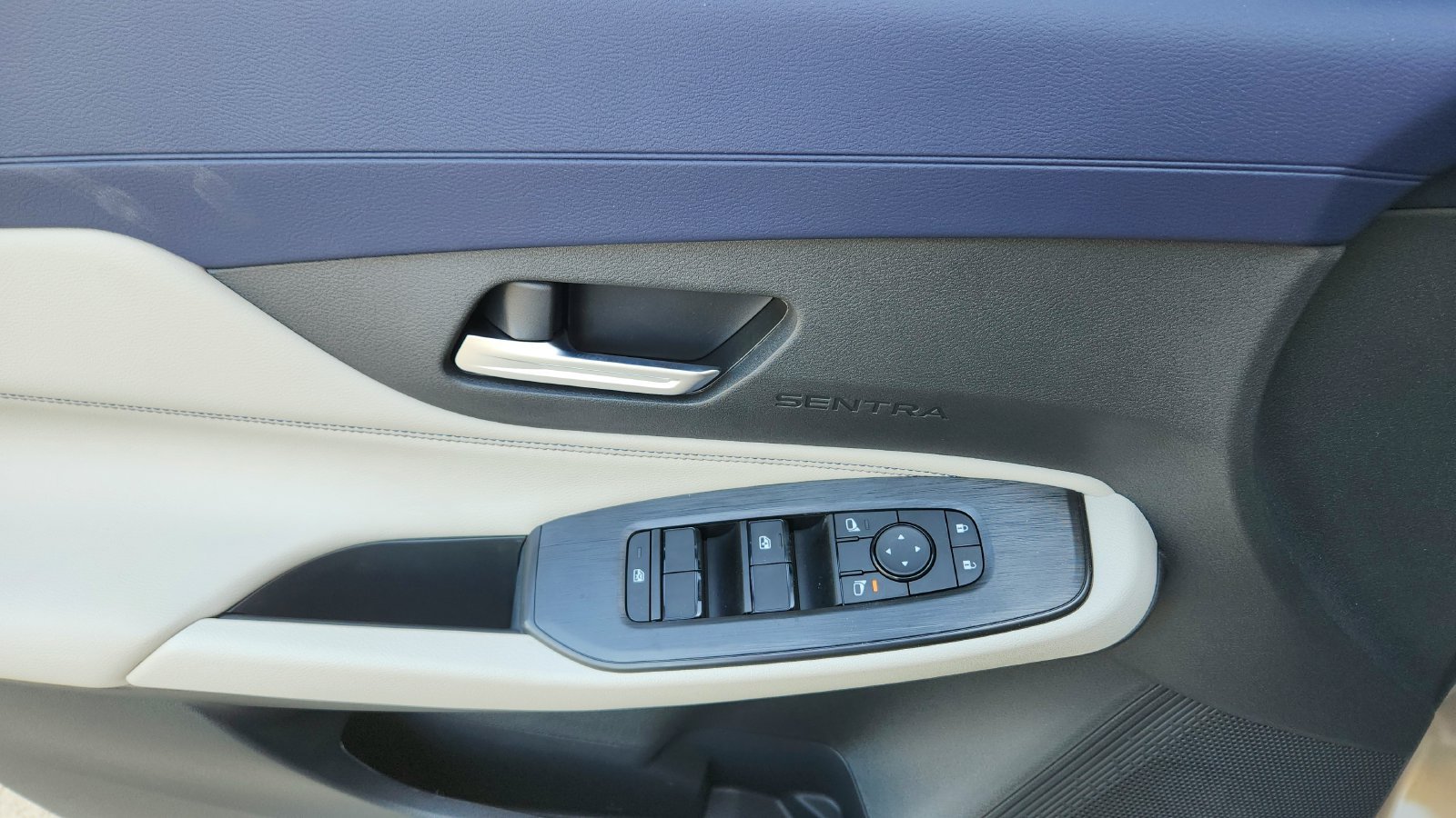 2026 Nissan Sentra SL - Photo 25