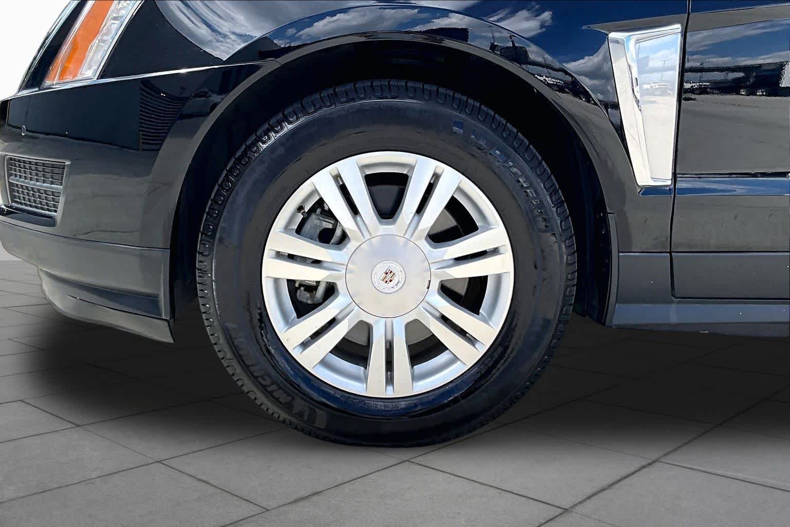 Used 2015 Black Raven Cadillac Luxury Collection image 10