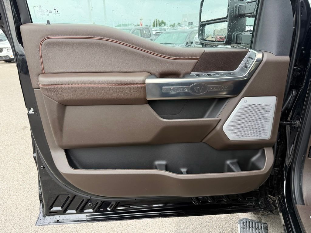 New 2026 Agate Black Metallic Ford F-250® King Ranch® image 7