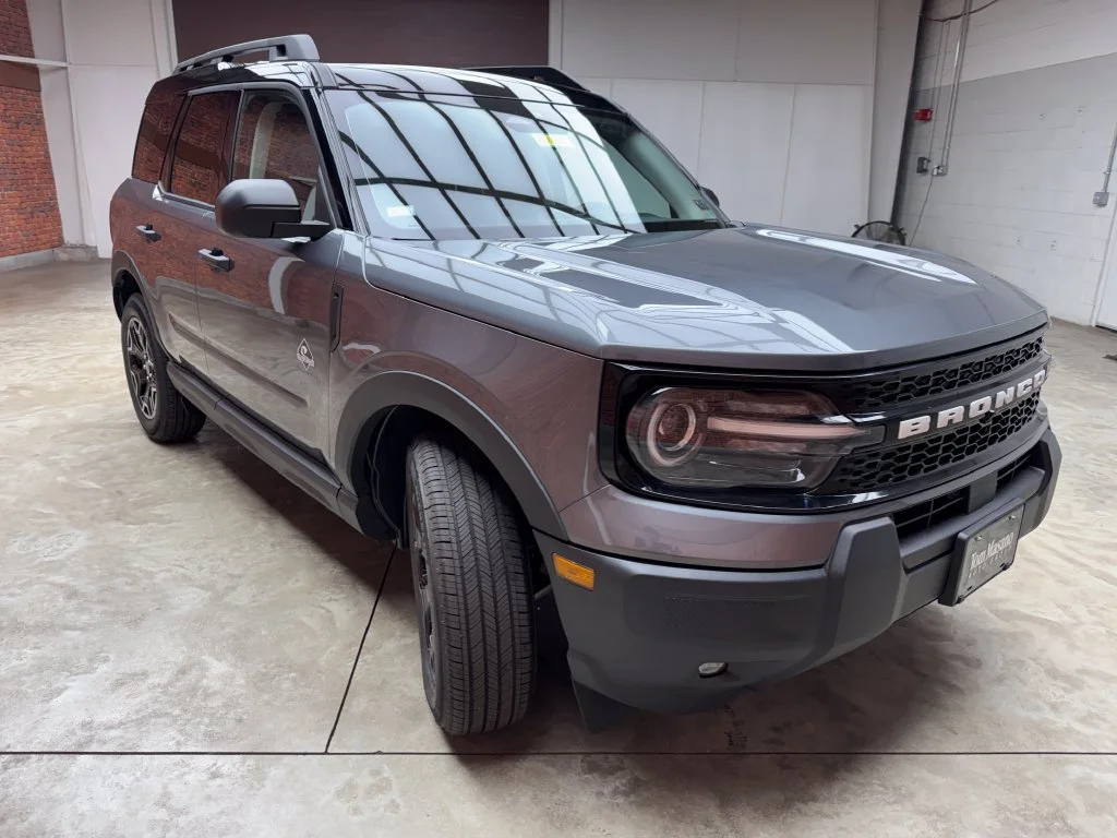 New 2026 Carbonized Gray Metallic Ford Outer Banks® image 7