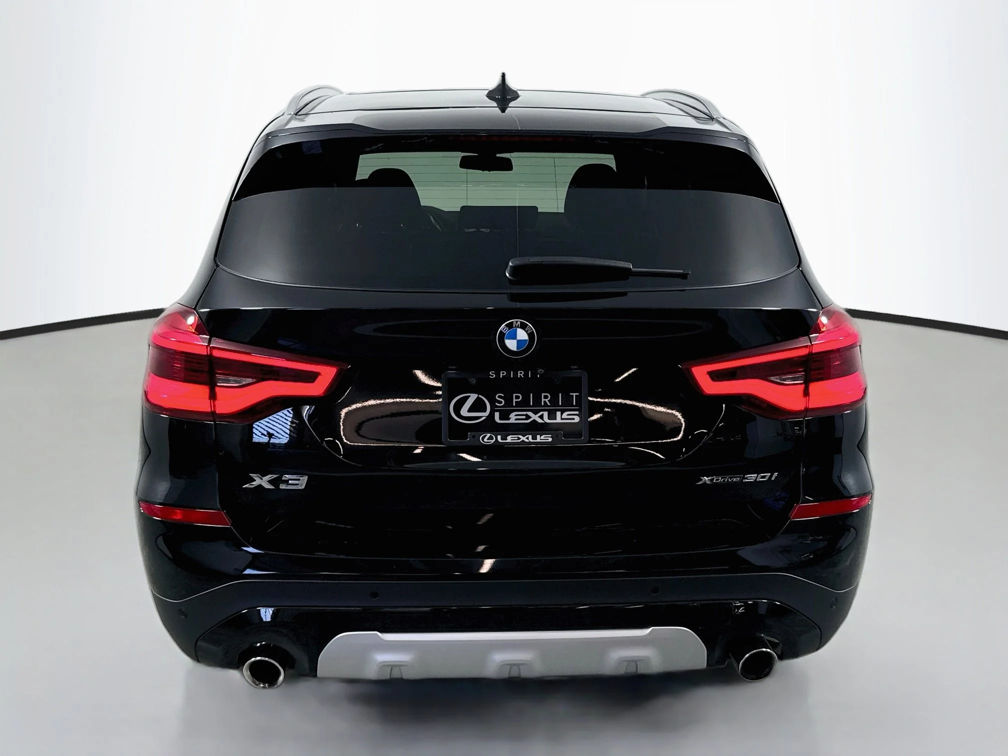 Used 2020 Jet Black BMW xDrive30i image 6