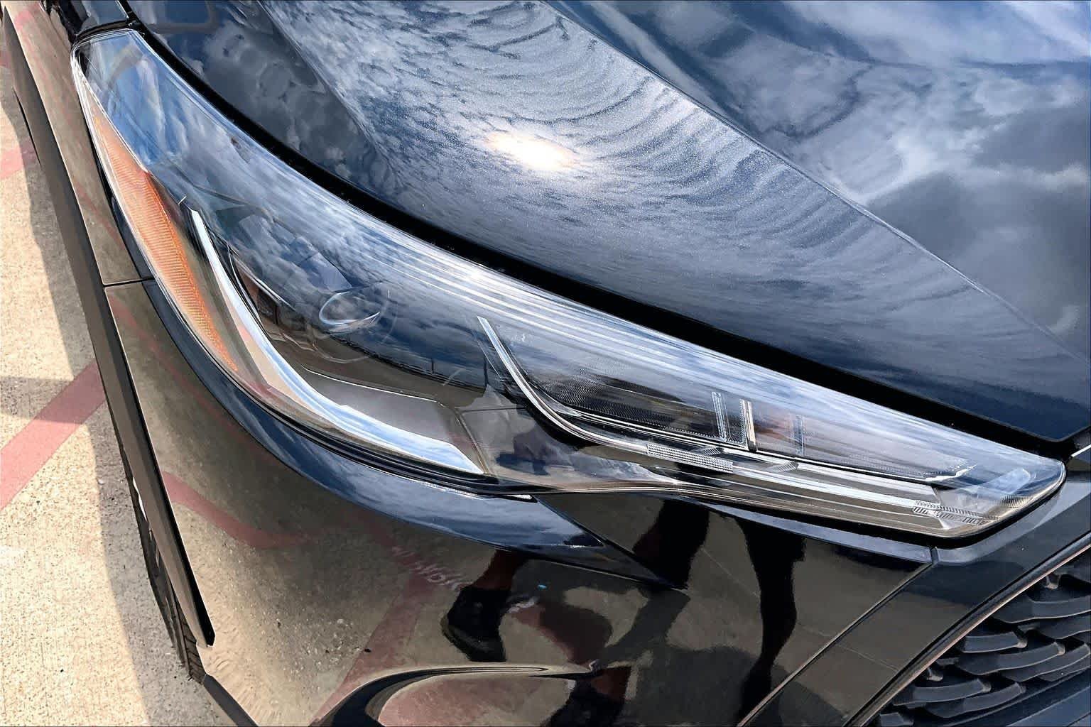 Used 2022 Jet Black Toyota LE image 27
