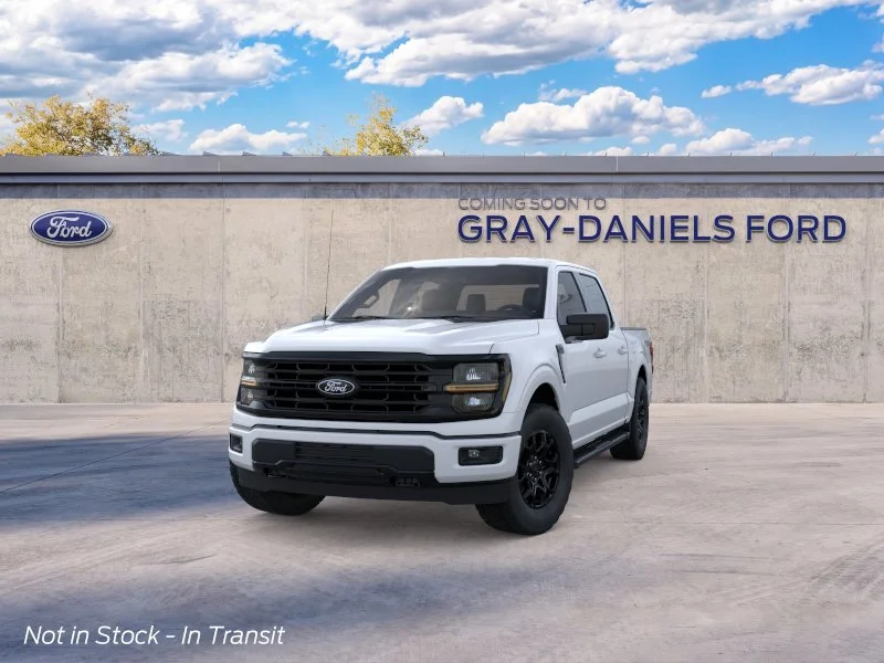 New 2026 Oxford White Ford XLT image 2
