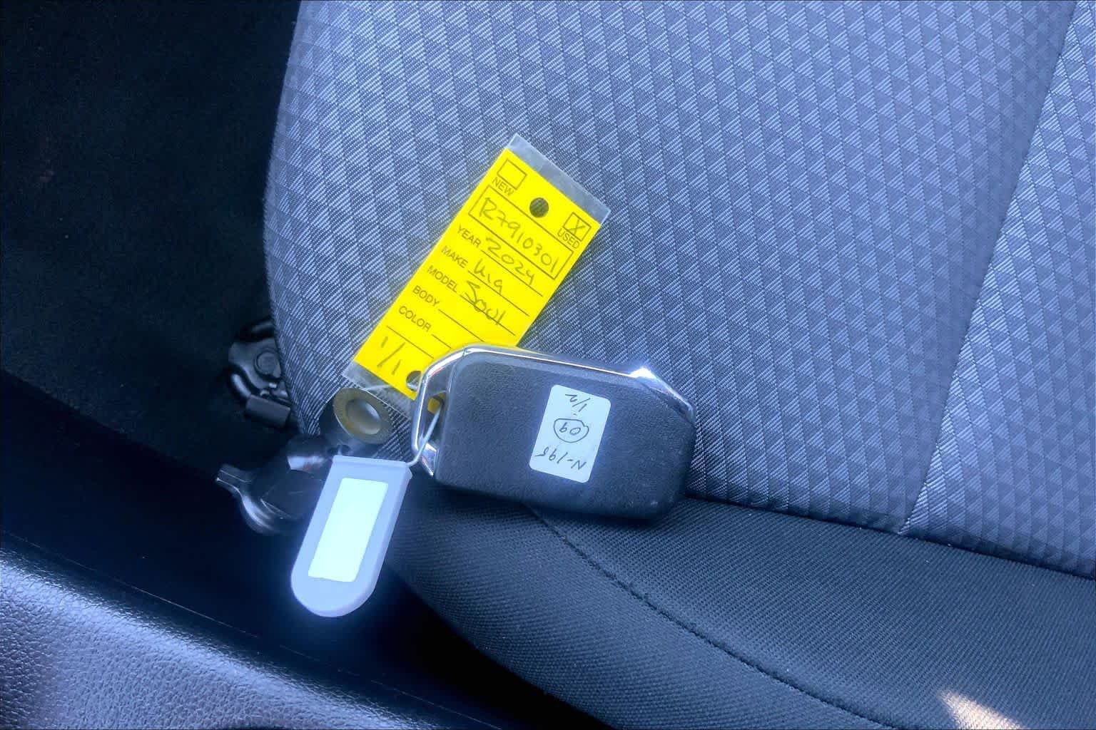 Certified Used 2024 Steel Gray Kia LX image 13