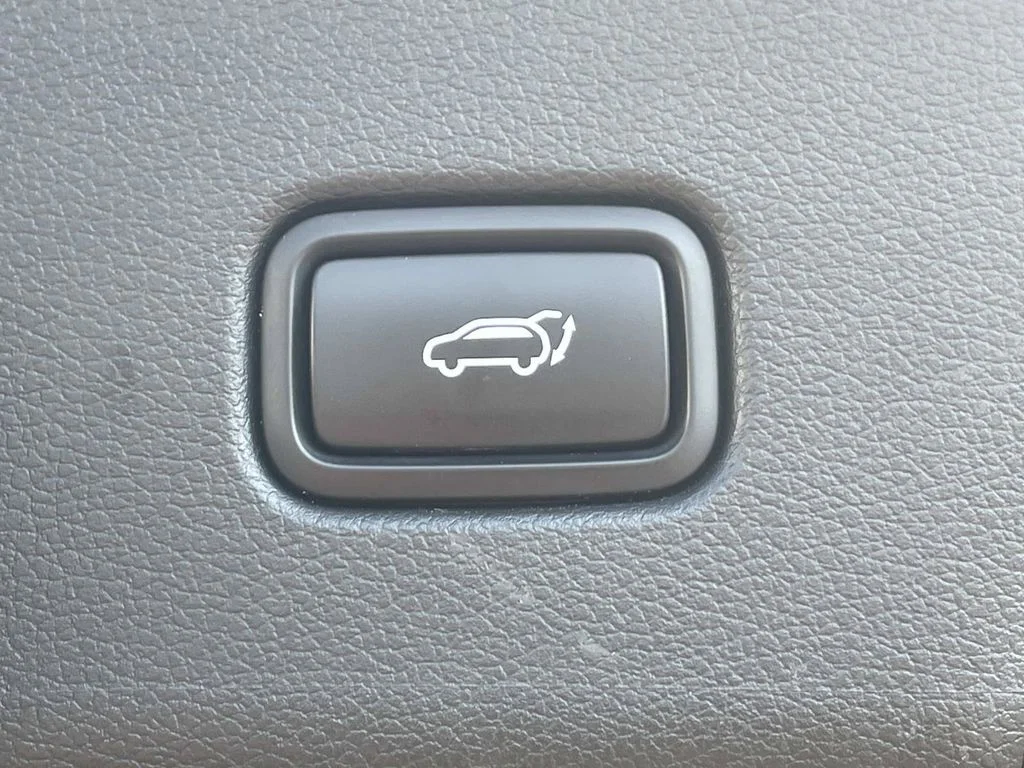 Used 2020 Gray Hyundai SEL image 11