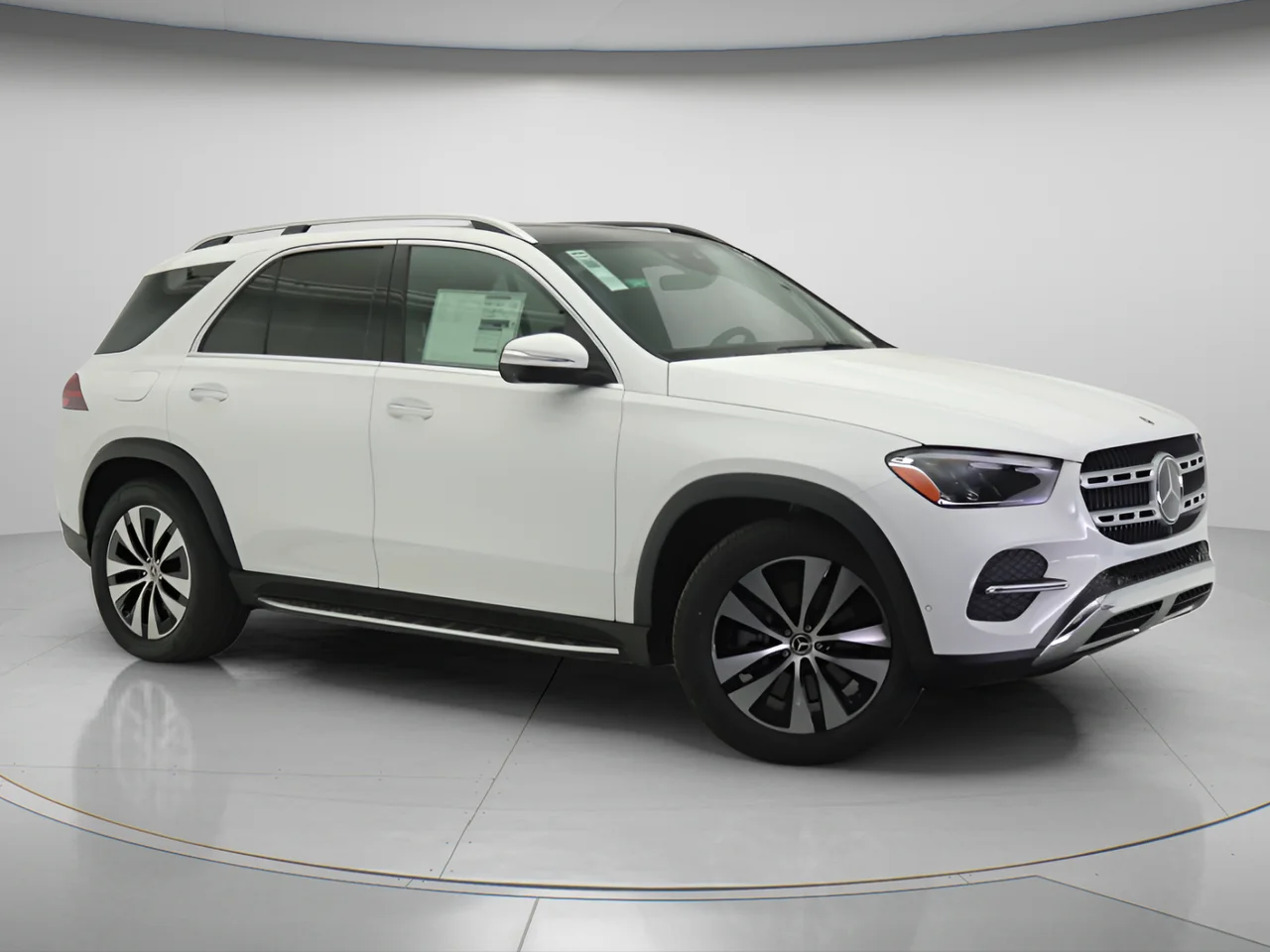 New 2026 Polar White Mercedes-Benz 450e 4MATIC® image 13