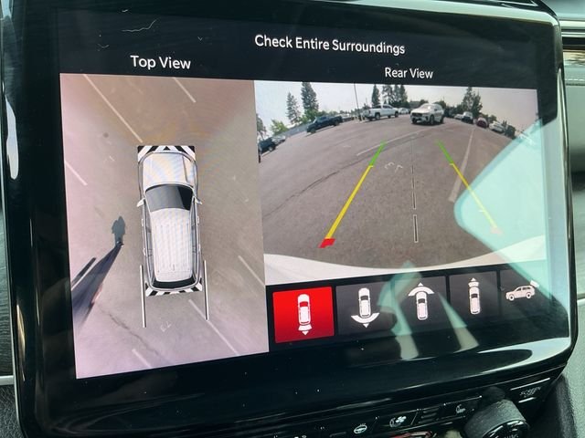 Used 2022 White Jeep 4xe image 16