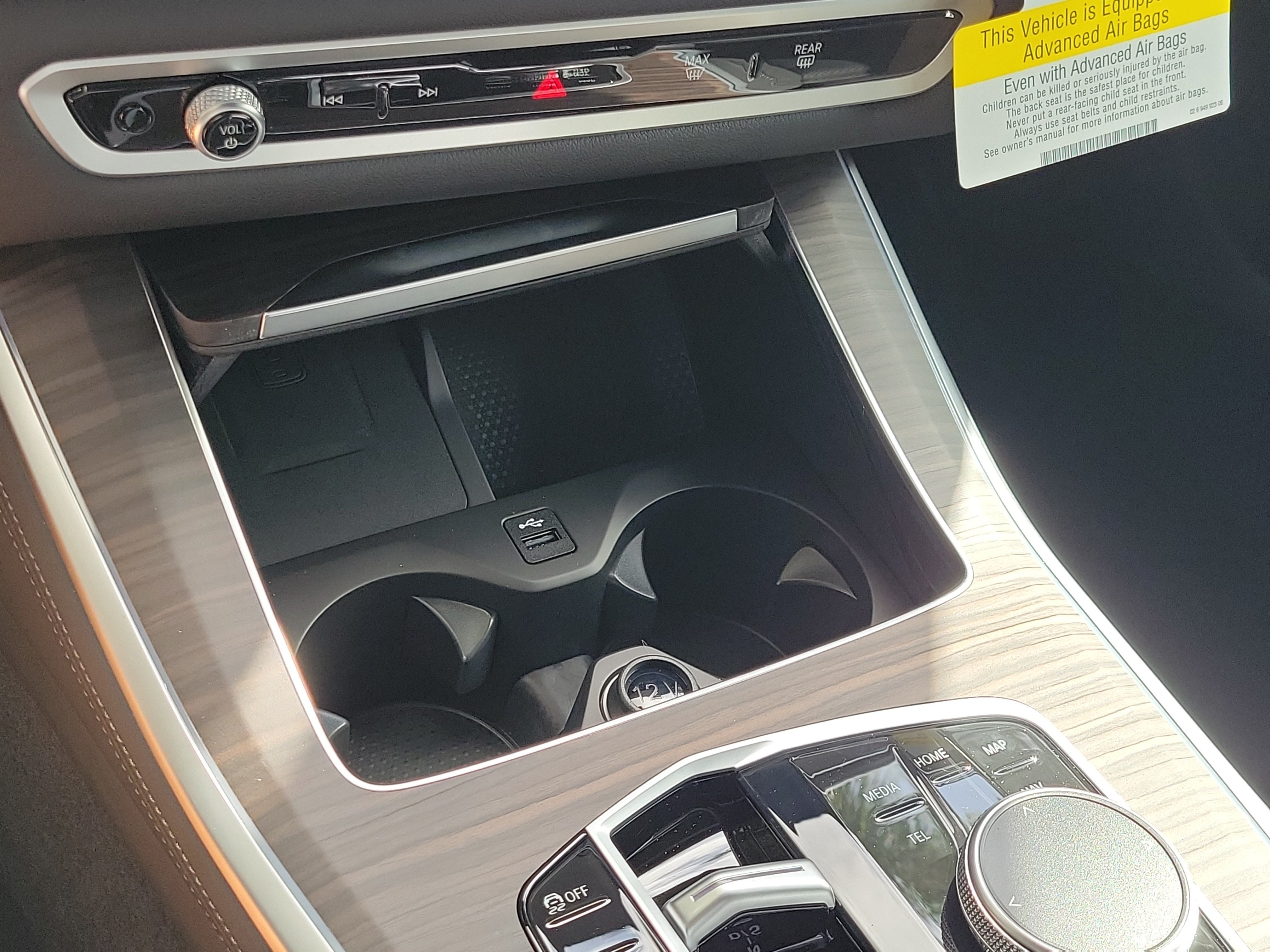 New 2026 Dravit Grey Metallic BMW sDrive40i image 27