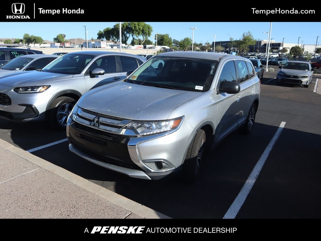2018 Mitsubishi Outlander ES