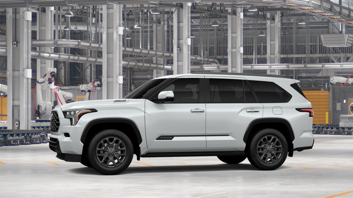 New 2026 Wind Chill Pearl Toyota Platinum image 3
