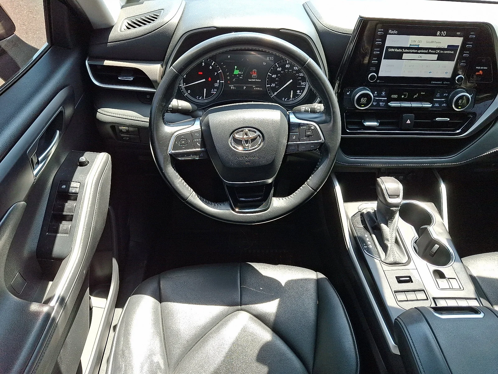 Used 2021 Midnight Black Metallic - 218 Toyota XLE image 12