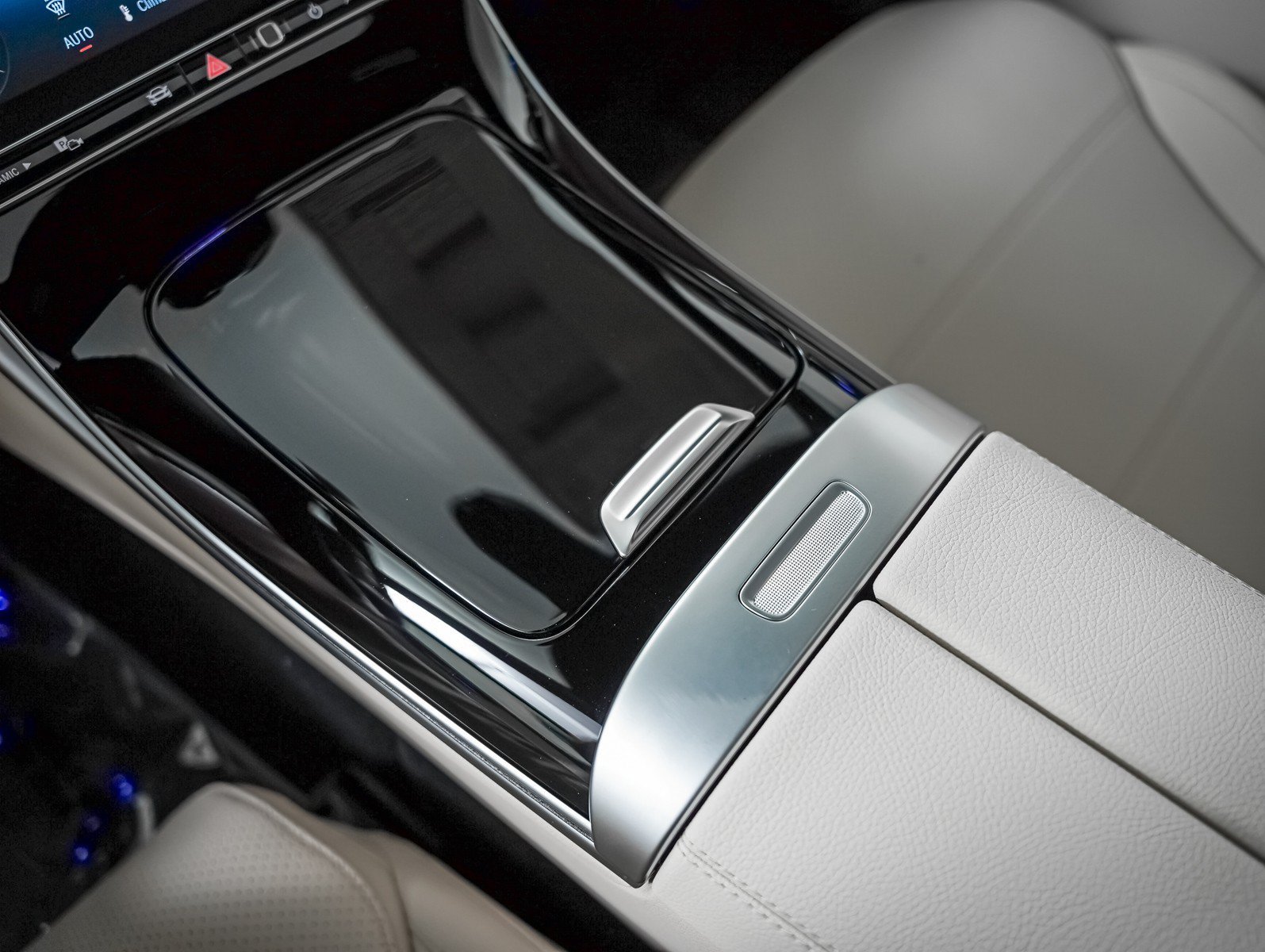 New 2026 Polar White Mercedes-Benz C 300 image 15
