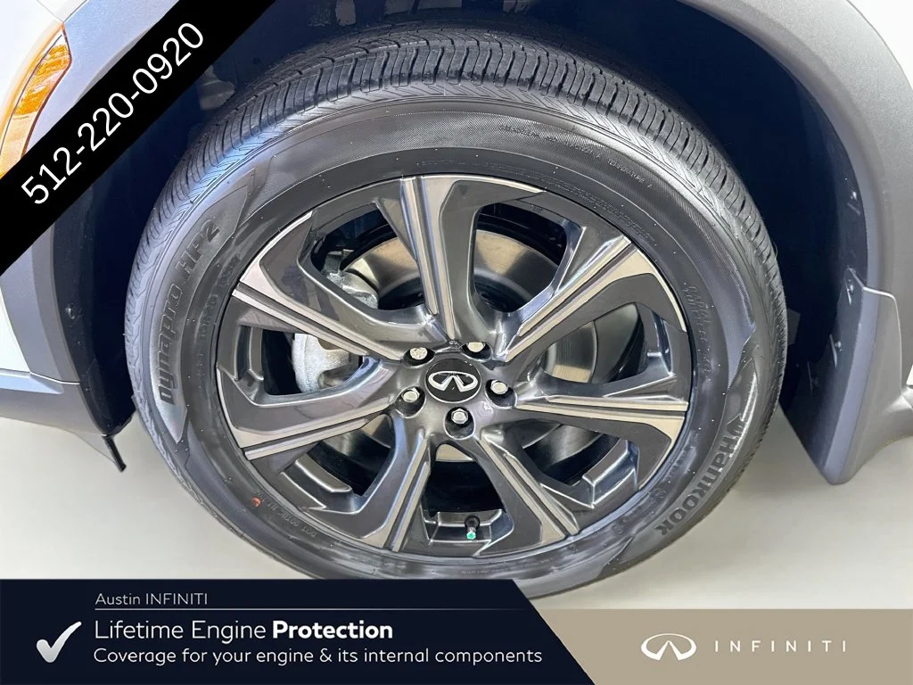 New 2027 White INFINITI Autograph image 43