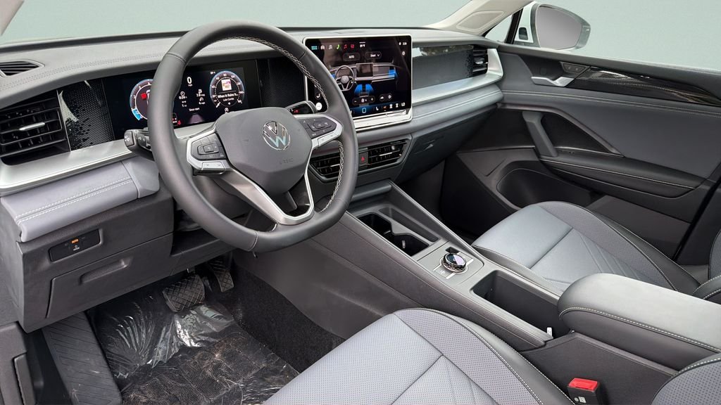 New 2026 Pure White Volkswagen 2.0T SE image 34