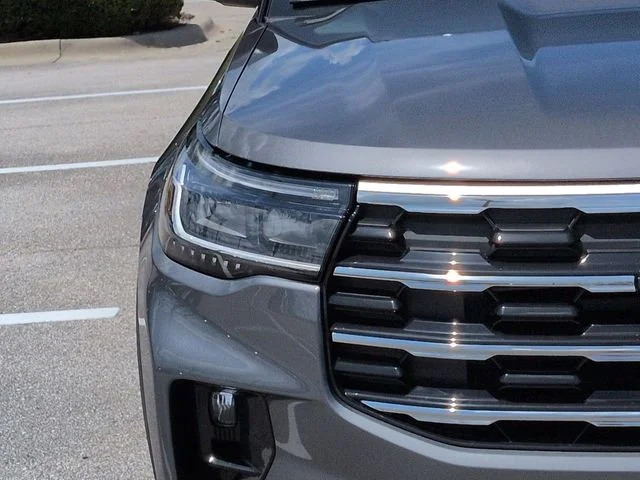 New 2026 Carbonized Gray Metallic Ford Active image 10