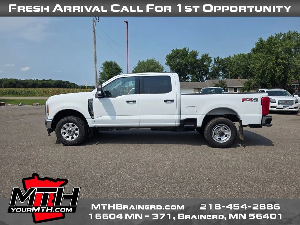 Used 2024 White Ford XLT image 5