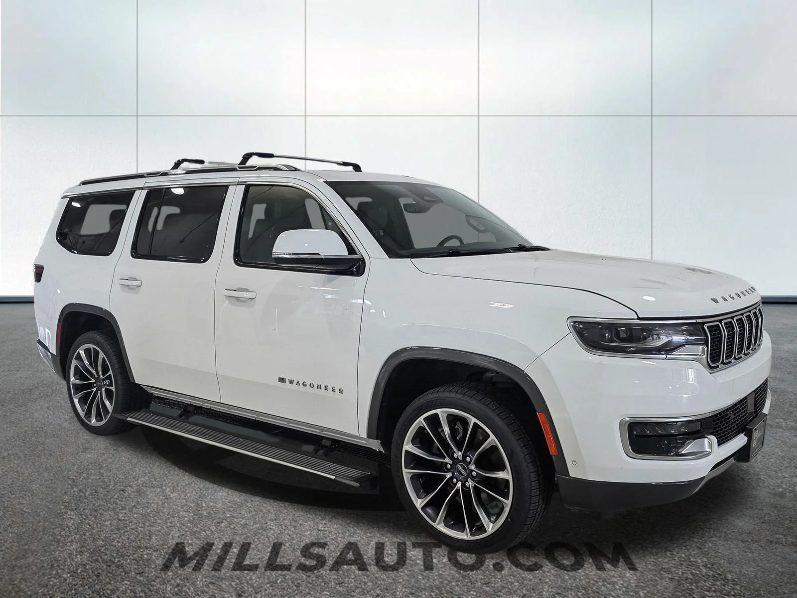 Used 2022 White Jeep Series III image 10