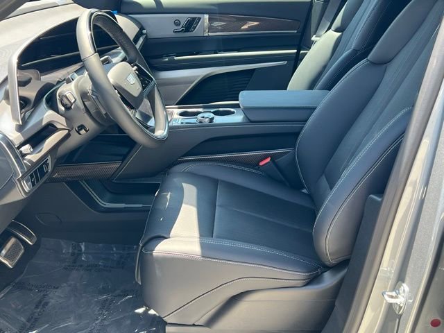 2026 Cadillac VISTIQ Sport - Photo 12