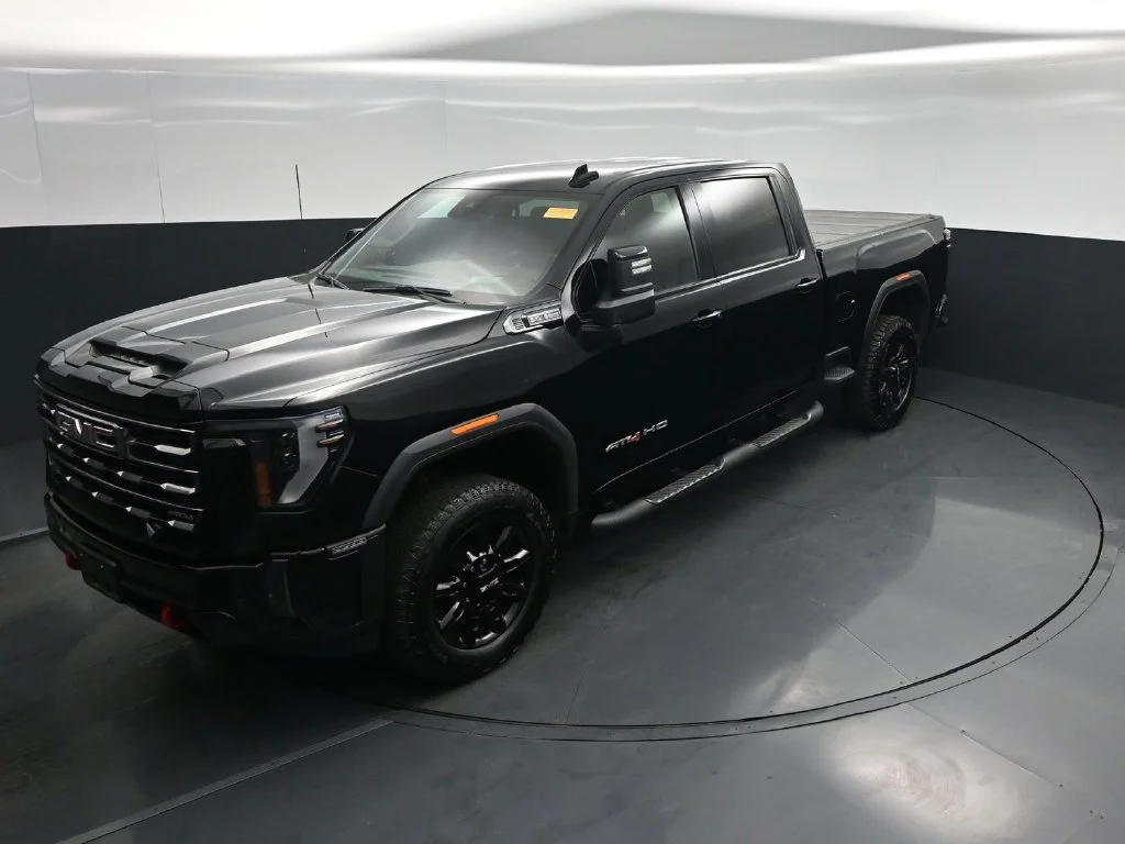 Used 2024 Black GMC AT4 image 30