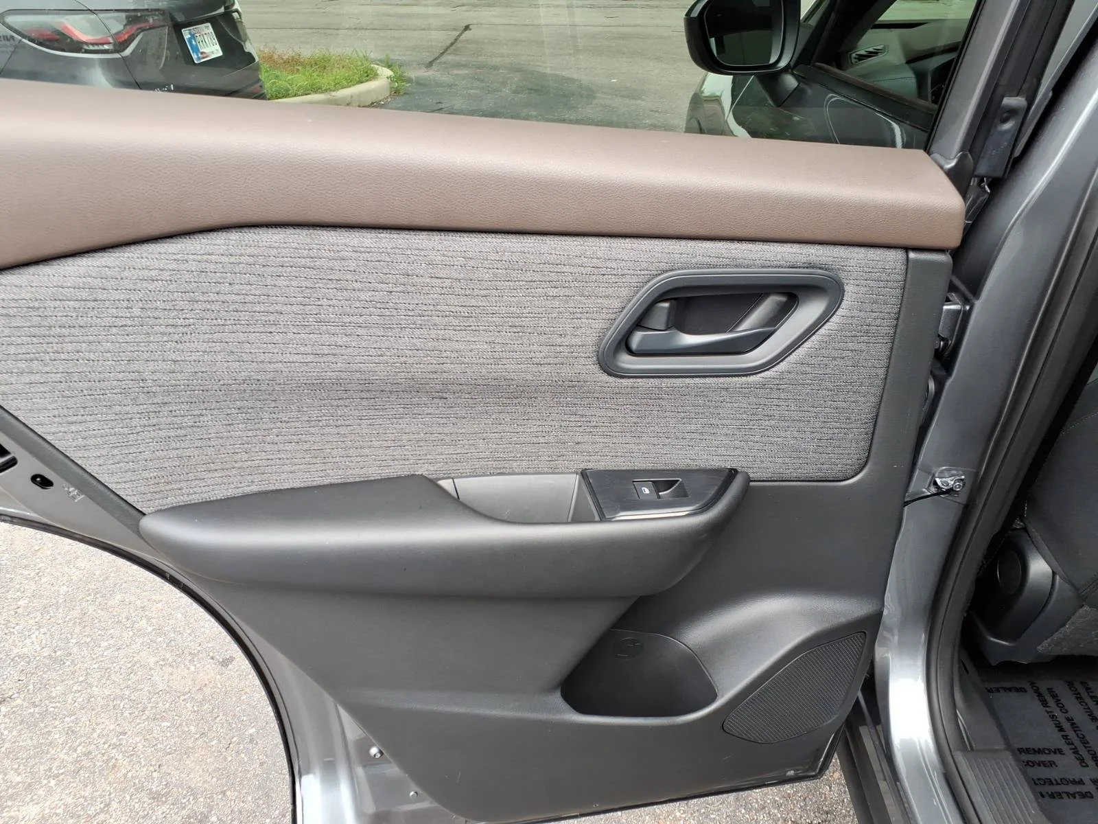 Used 2023 Gun Metallic Nissan S image 9