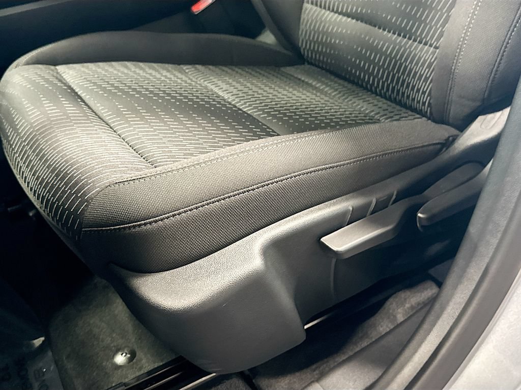 2027 Chevrolet Equinox LT - Photo 20