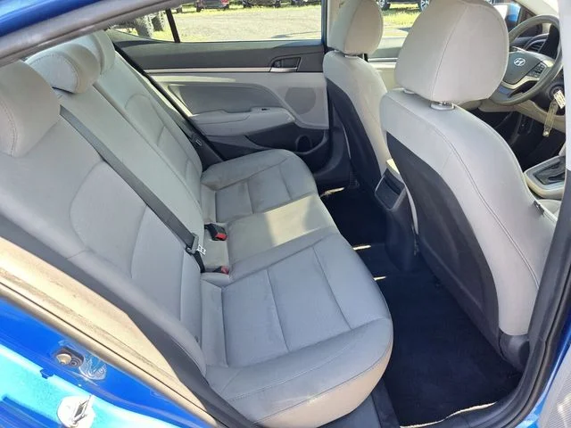 Used 2018 Blue Hyundai SEL image 16