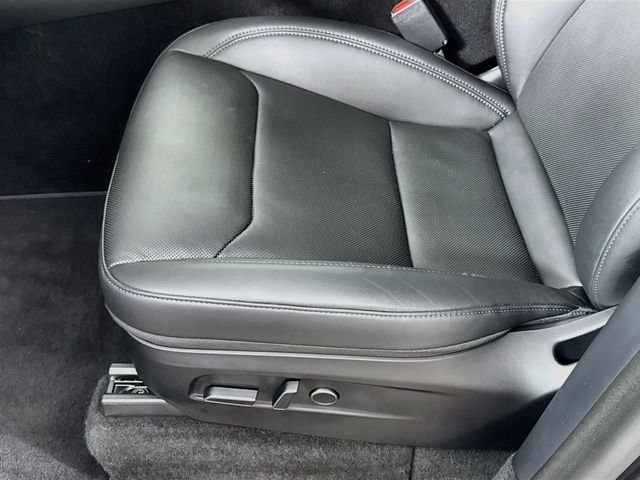 2026 Tesla Model Y Premium - Photo 30