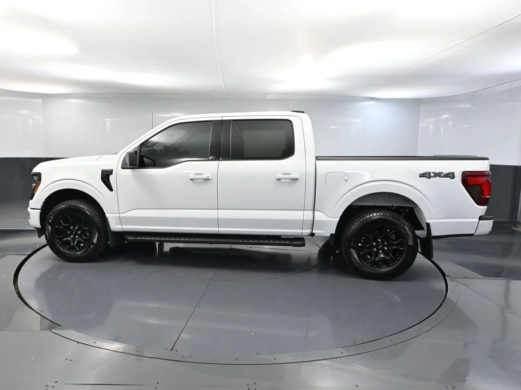 2025 Ford F-150 XLT - Photo 11