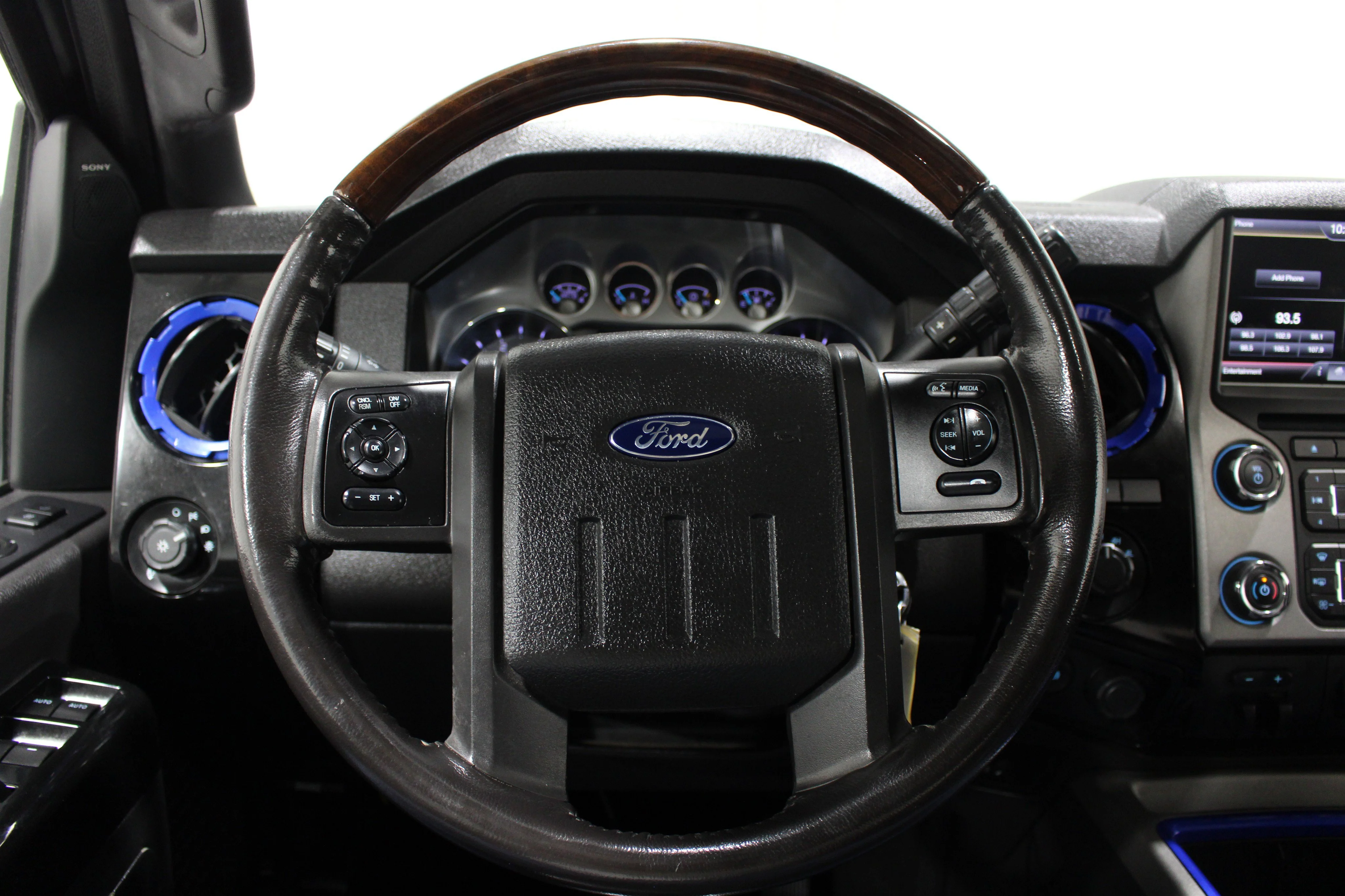 2016 Ford F-350 Super Duty Platinum - Photo 10