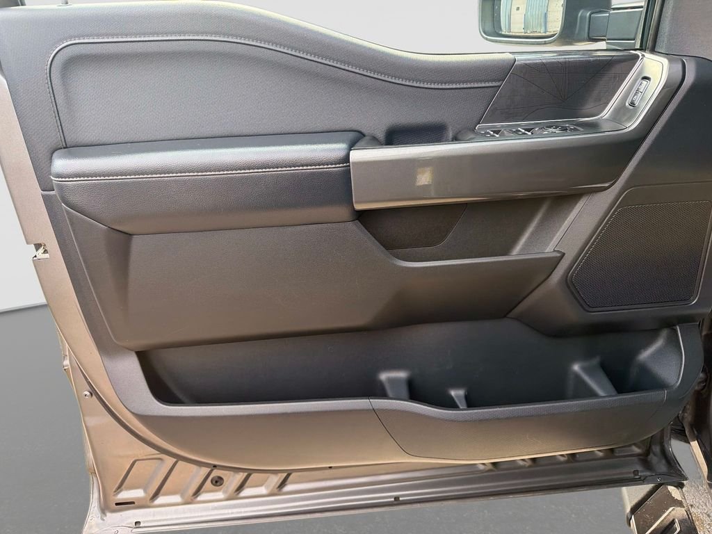 Used 2022 Gray Ford XLT image 18