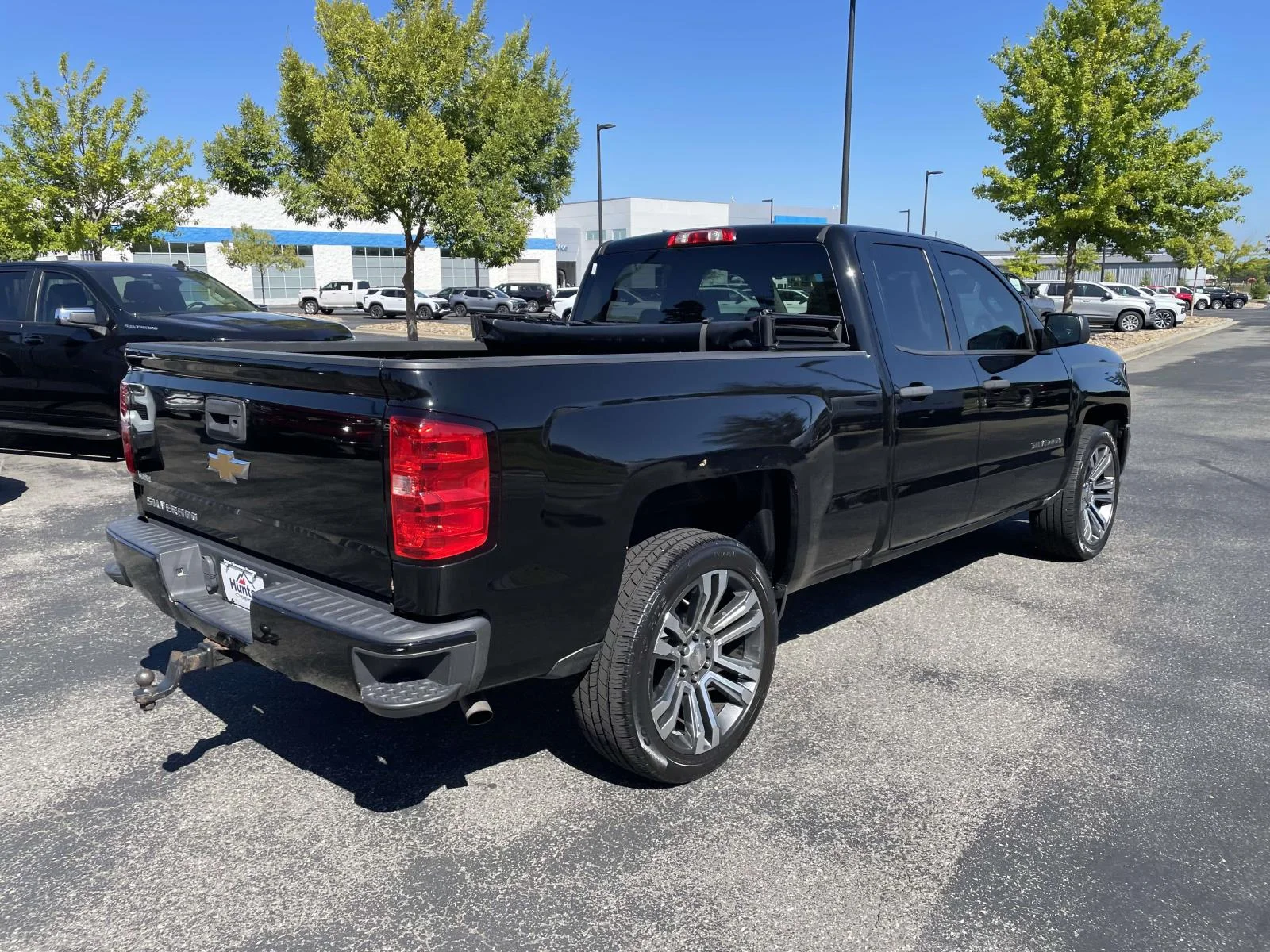 Used 2017 BLACK Chevrolet Custom image 6