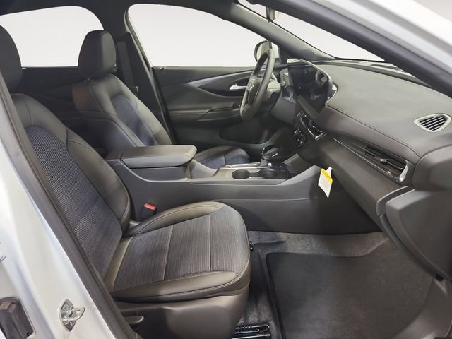 New 2026 Summit White Buick Preferred image 15