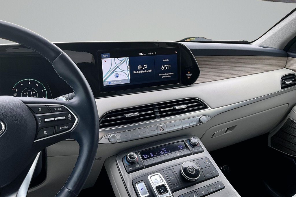 Used 2021 Gray Hyundai Limited image 6