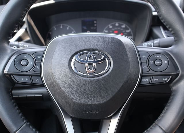 Used 2024  Toyota SE image 19